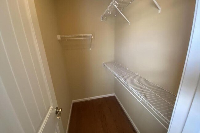 Building Photo - 3 Bedroom Townhouse in Cornerstone