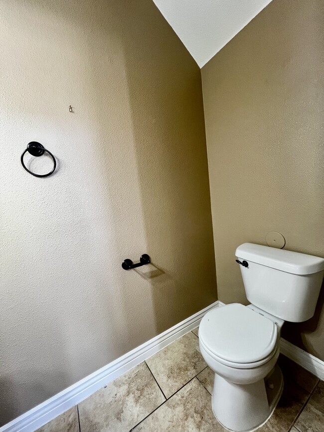 Building Photo - 3727 Grand Bahamas Dr