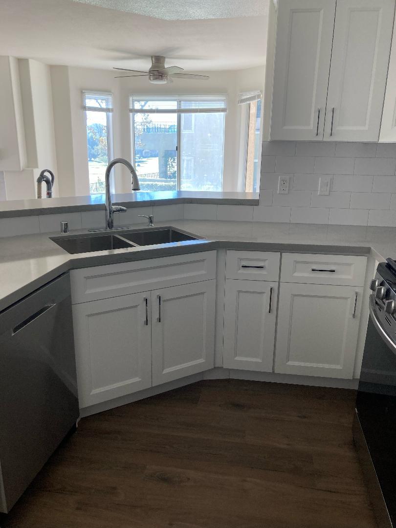 Building Photo - 7030 Paseo Encantada
