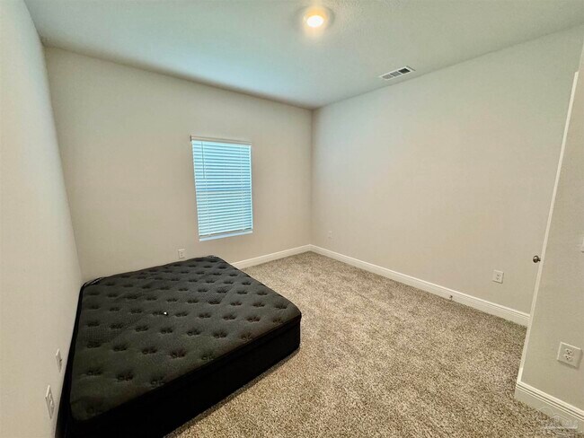 Building Photo - 8084 Fir Tree Dr