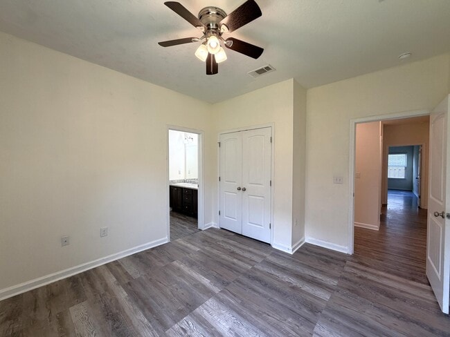 Building Photo - 316 Merlin Ct