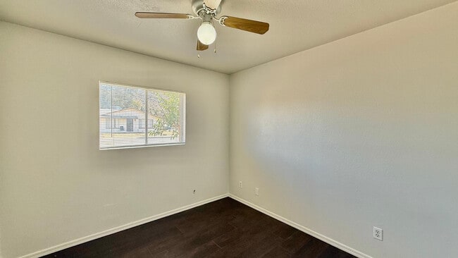 Building Photo - 12602 N 21st Ave