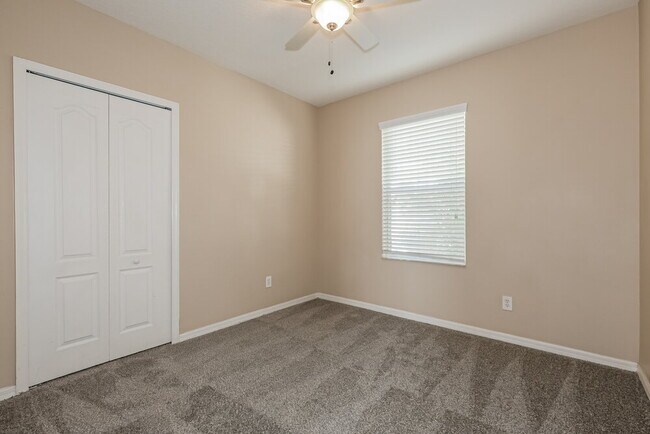 Building Photo - 7455 Oxford Garden Cir