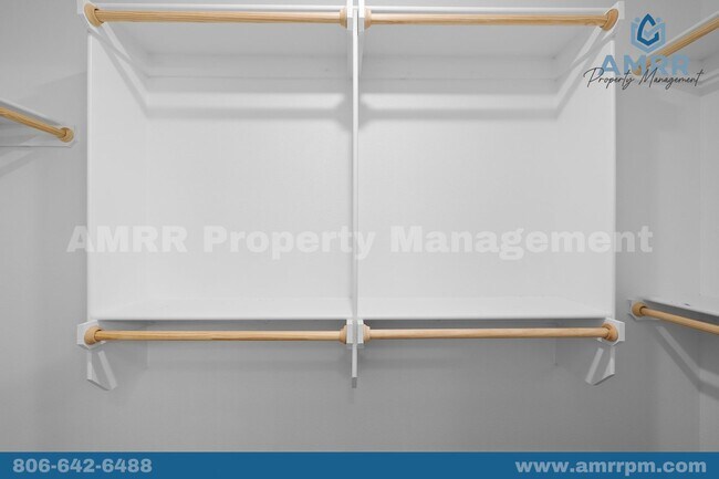 Building Photo - 3-Bedroom Townhome In Suburban-Style Neigh...