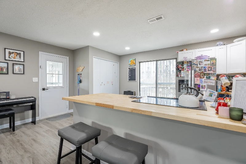 Building Photo - 1705 Milne St