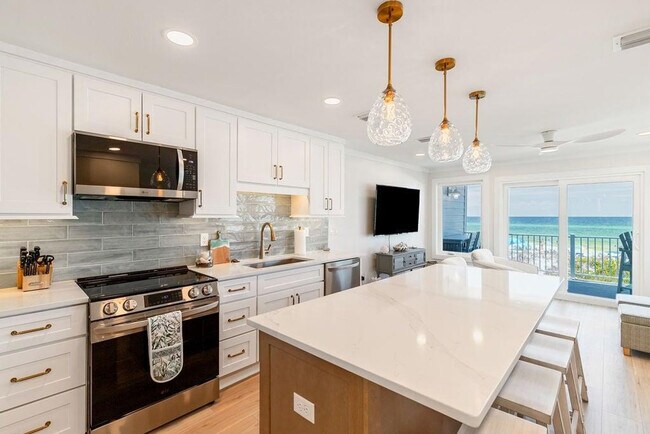 Building Photo - 100 S Spooky Ln