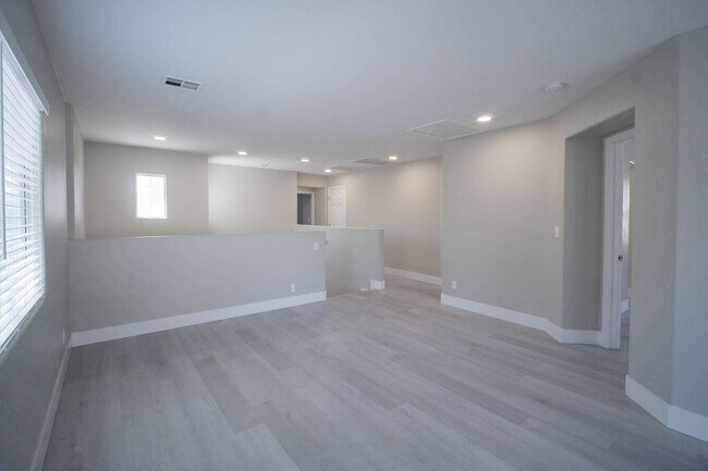 Building Photo - Wonderfully fully renovated, 2-story property