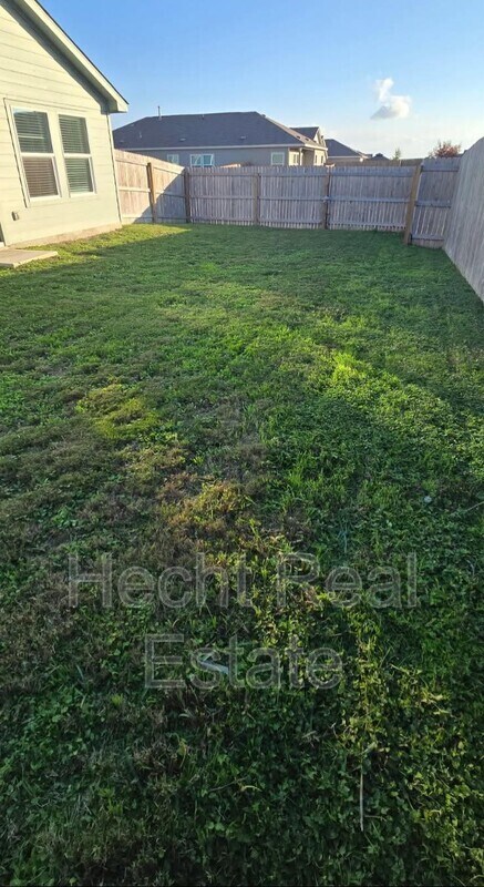 Building Photo - 9204 James Bowie