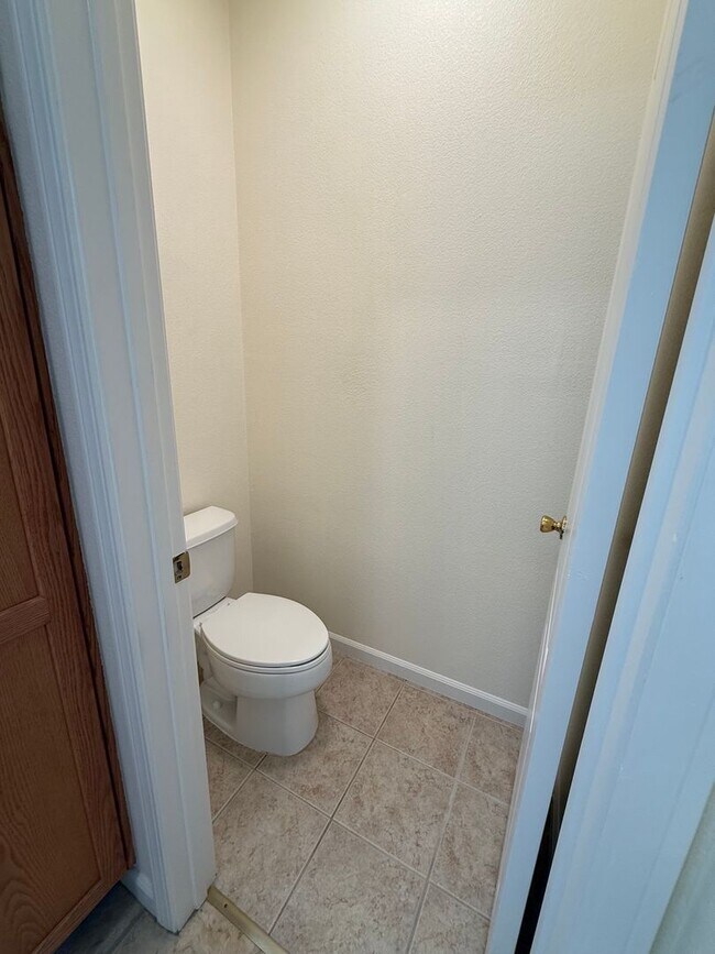 Building Photo - Three Bedroom/ 3 Bathroom Home for Rent in Rincon Valley!!!