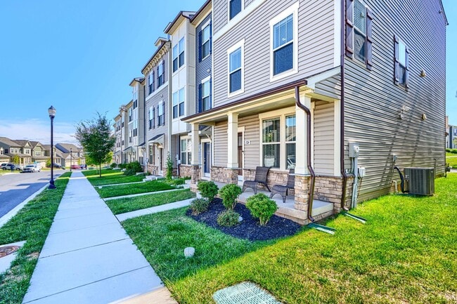 Building Photo - 1324 Ricketts Rd