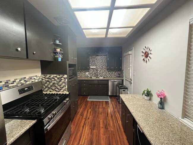 Building Photo - Cozy three bedroom home for rent