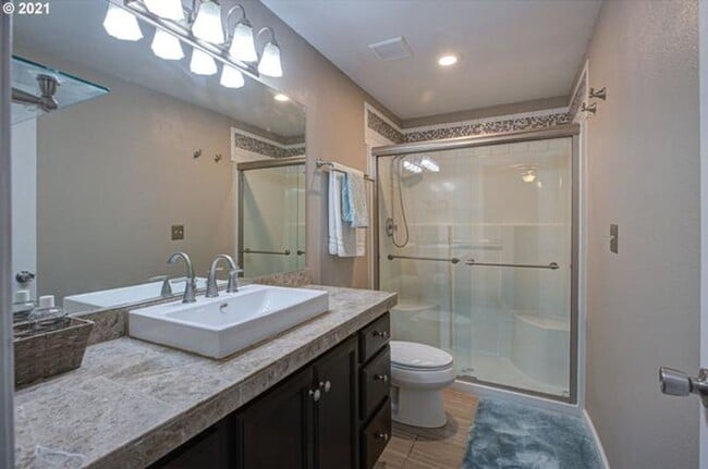 Building Photo - 14096 S Jacobs Way