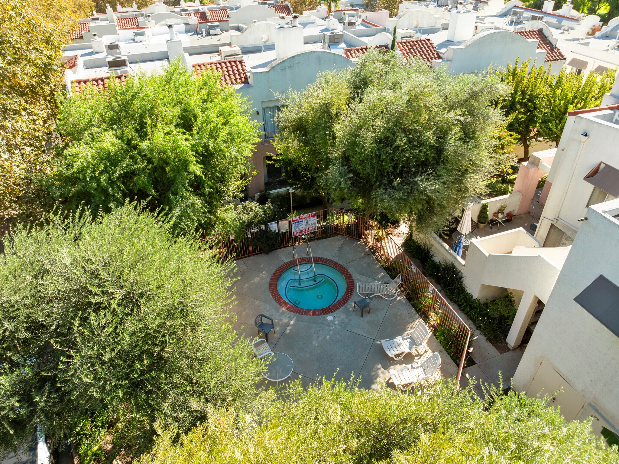 Building Photo - 12411 Osborne St