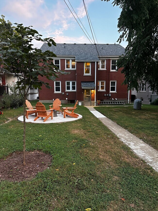 Building Photo - 2121 Maryland Ave
