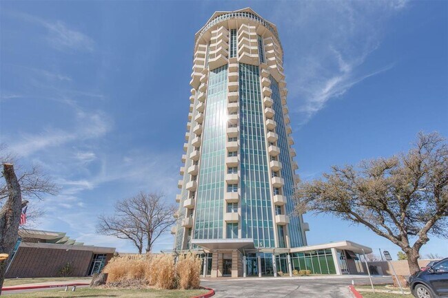 Building Photo - 5900 Mosteller Dr