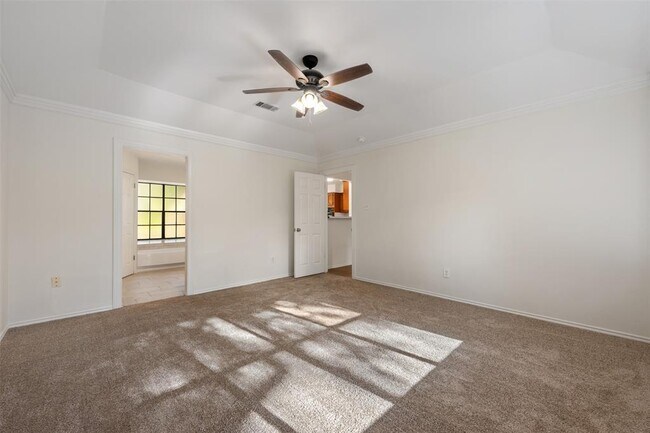 Building Photo - 11464 Bristle Oak Trail