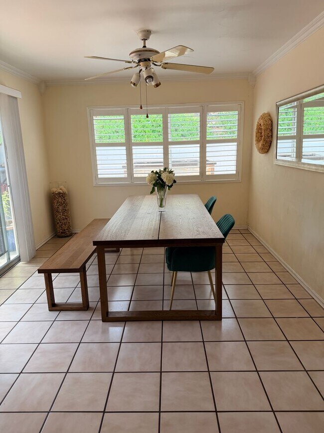 Building Photo - 4 Bedroom + Office or Optional 5th Bedroom Home in Chula Vista