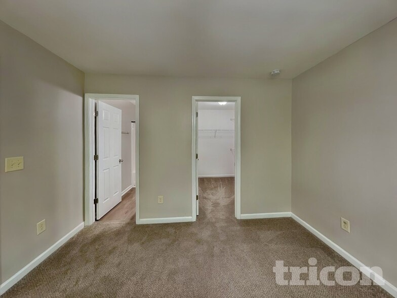 Building Photo - 39 Wyndham Ct
