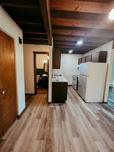 Building Photo - 2029 Wolosyn Cir