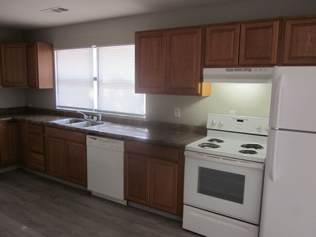 Building Photo - 1616 Currie Ln