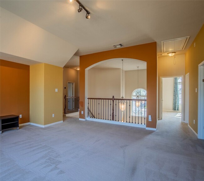 Building Photo - 2802 Silhouette Bay Dr