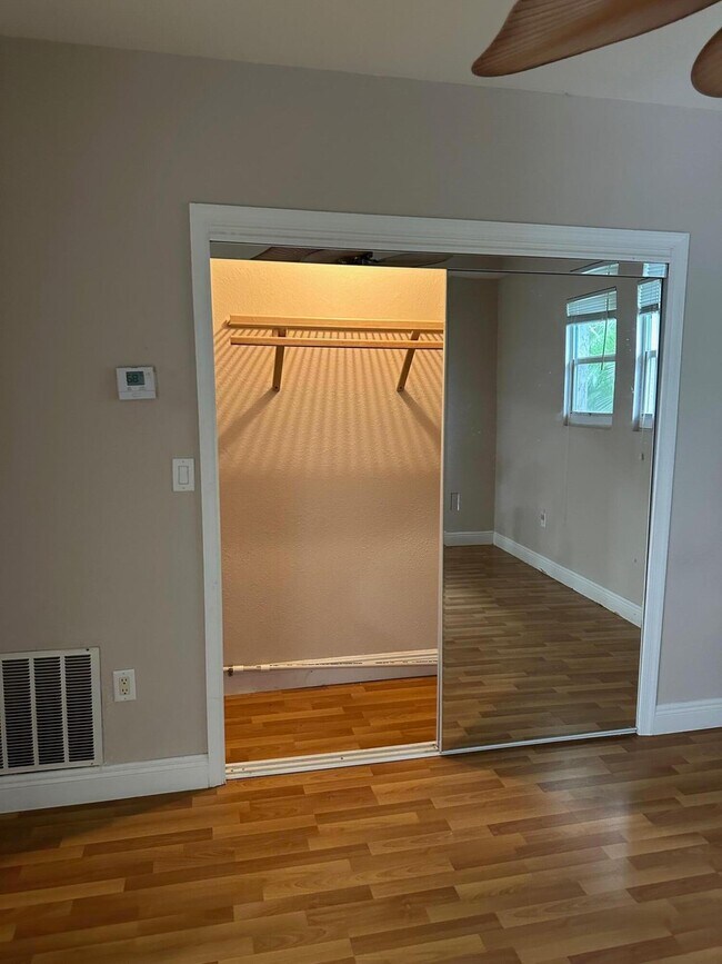 Building Photo - 272 SW 1st St