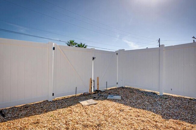 Building Photo - 3 Edmond Ct