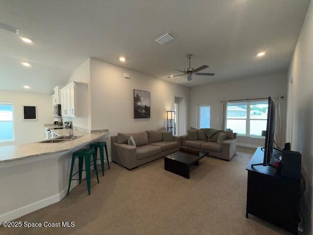 Building Photo - 825 Lantana St