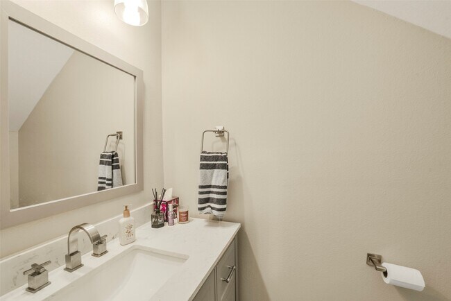 Building Photo - 11026 Desert Springs Cir