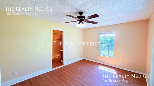 Building Photo - 20515 Macon Pkwy
