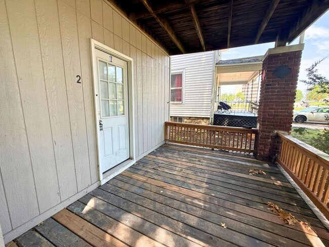 Building Photo - 1255 SW Tyler St