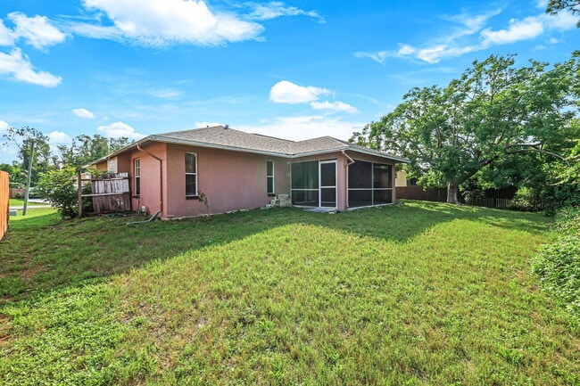 Building Photo - Your Next Home Is Here – 3BR/2BA in San Ca...