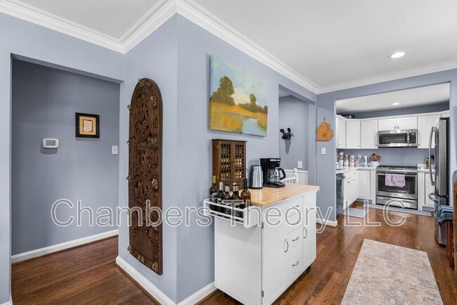 Building Photo - 3904 Lantern Dr