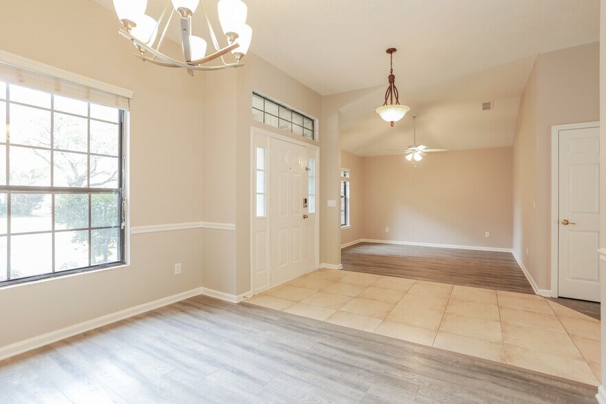 Building Photo - 3039 Stonewood Way