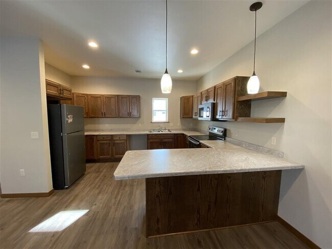 Building Photo - 2303 Main St