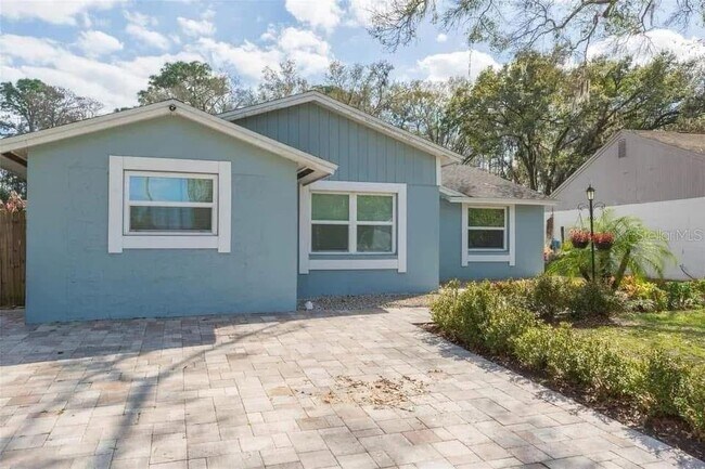 Primary Photo - 2804 Cedaridge Dr