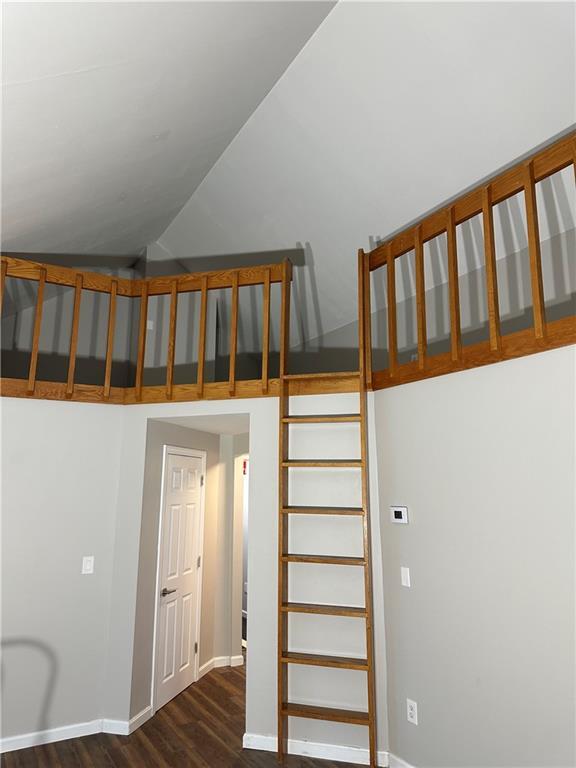 Building Photo - 1183 Kingstown Rd