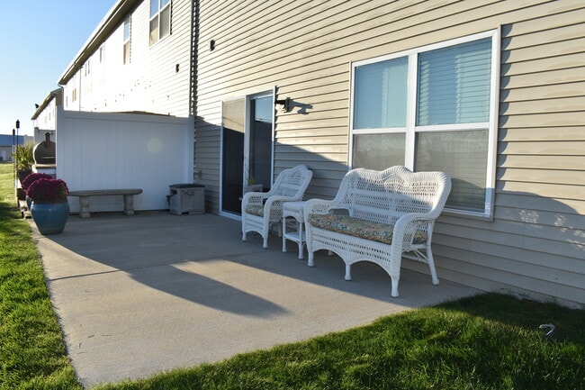 Building Photo - 5294 Platinum Dr