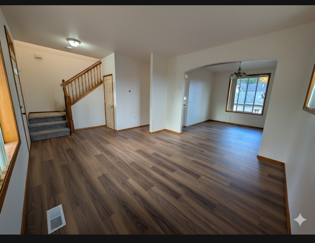 Building Photo - 3437 SW 2nd St