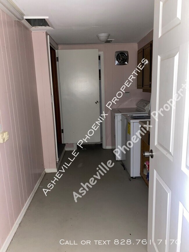 Building Photo - 36 Clarendon Road