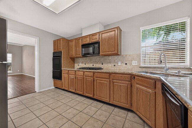 Building Photo - 2922 Cotton Stock Dr