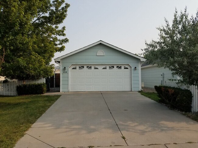 Primary Photo - House For Lease