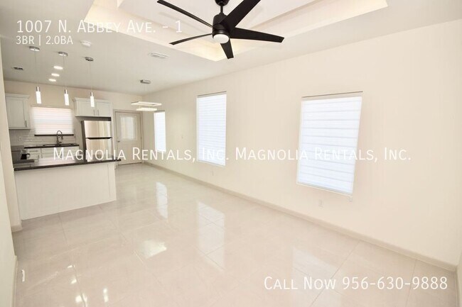 Building Photo - 1007 N Abbey Ave