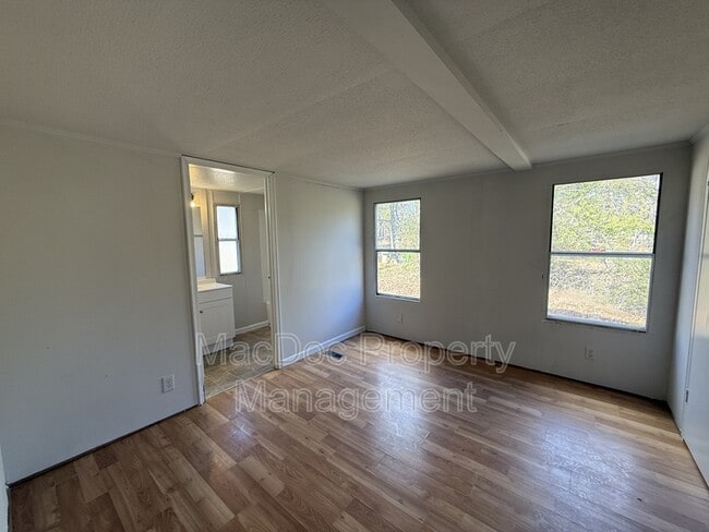 Building Photo - 3611 Shirleys Hill Rd