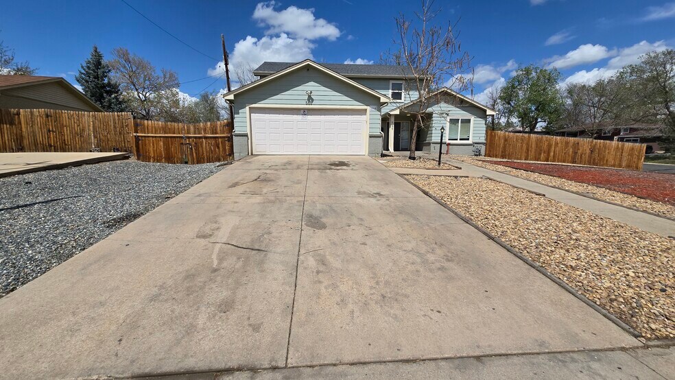 Building Photo - 565 W 96th Ave