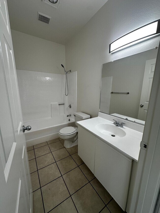 Building Photo - 4343 Whitsett Ave