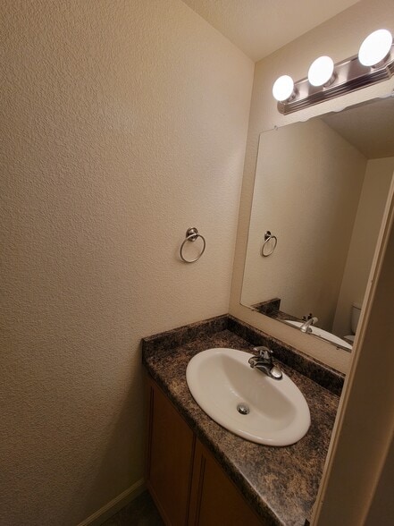 Half Bath Downstairs - 5014 Rock Springs St