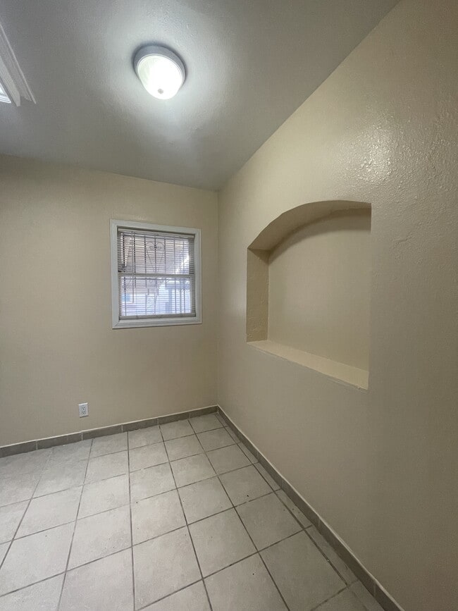 Building Photo - 3712 Jefferson Ave