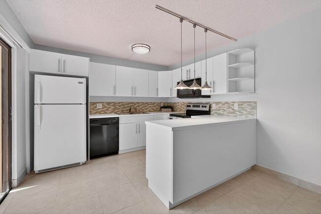 Building Photo - 3312 Spanish Wells Dr