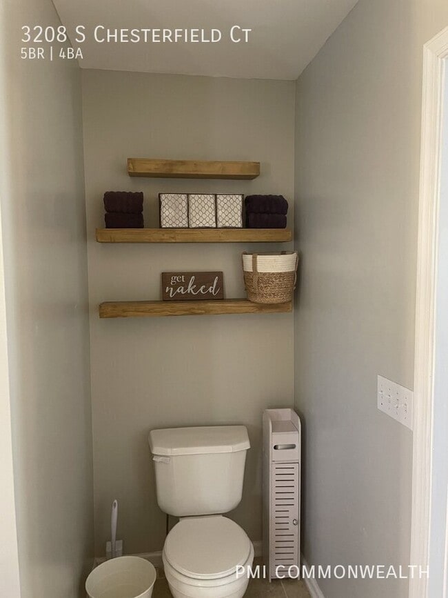 Building Photo - 3208 S Chesterfield Ct